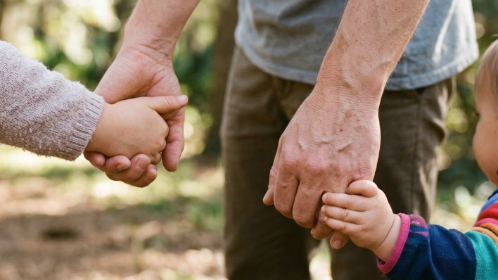 'Gentle parenting': Odgaja li moderne generacije u razmaženu djecu ili je riječ o zabludi?