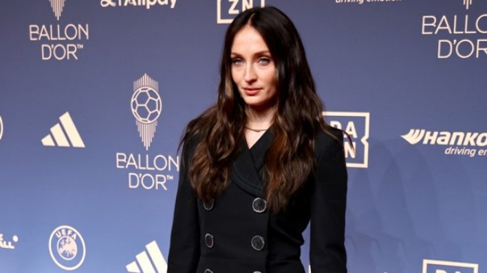 SOPHIE TURNER