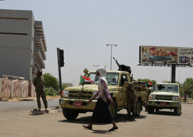 Liječnici: 60 mrtvih u nasilju protiv prosvjednika u Sudanu