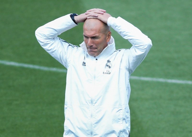 Zinedine Zidane u velikim problemima; nitko ne želi kupiti igrače Reala, pa novca za pojačanja - nema