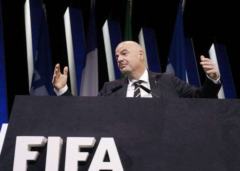 FIFA izabrala predsjednika; glasanja nije bilo jer 'veliki gazda' nije imao protukandidata...
