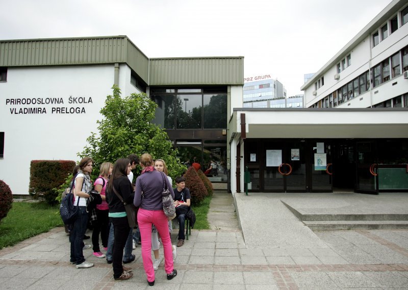 Navala superodlikaša na još jednu zagrebačku srednju školu, uvodi se prijamni ispit