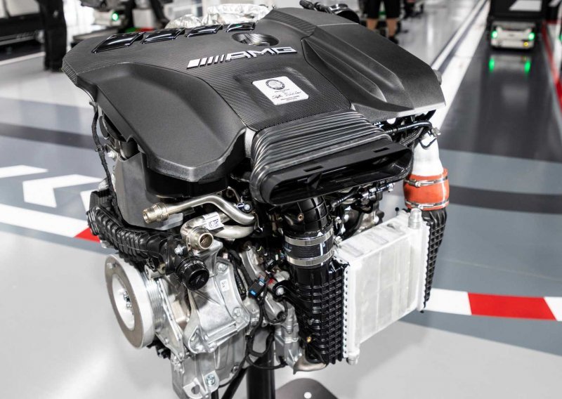 Mercedes-AMG predstavio najjači četverocilindrični motor ikada: 421 KS za nevjerojatne performanse!