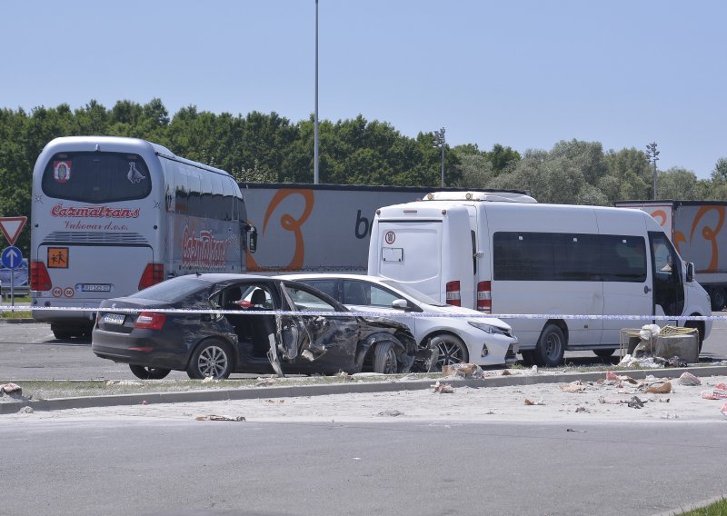 Užas na odmorištu autoceste: Učenici išli na izlet na more, dvije 14-godišnjakinje poginule u naletu kamiona