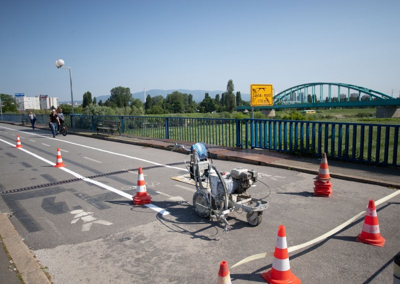 Savski most se raspada, no koliko je stanje zapravo teško - to je tajna. Evo i zašto