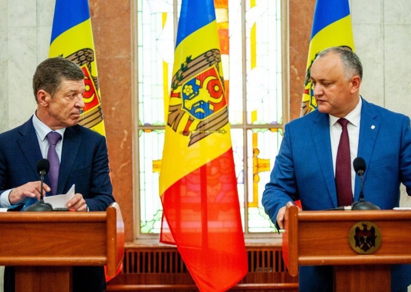 Šahovske rošade u Moldaviji: Sud smijenio predsjednika, bivši premijer postao novi predsjednik