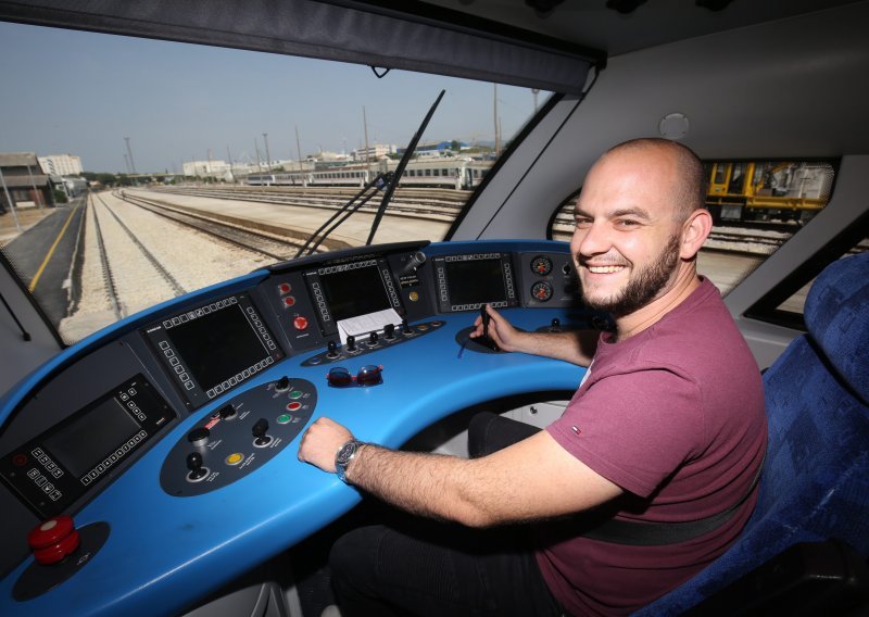 [VIDEO/FOTO] Proradio splitski 'mini-metro', vožnja od predgrađa do Rive traje samo četiri minute