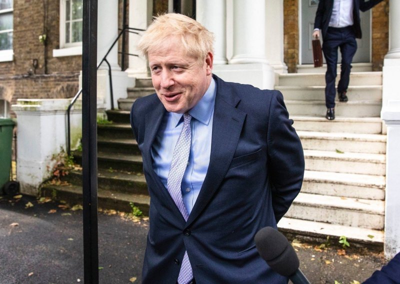 Lagao je, vrijeđao, nizao gafove, ali u karijeri je stalno napredovao. Hoće li Boris Johnson napokon zasjesti na vrh britanske politike?