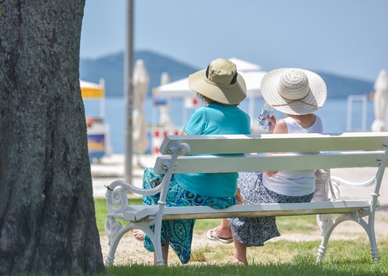 Unatoč kiši nastavlja se sunčano i vruće vrijeme, no promjena stiže krajem vikenda