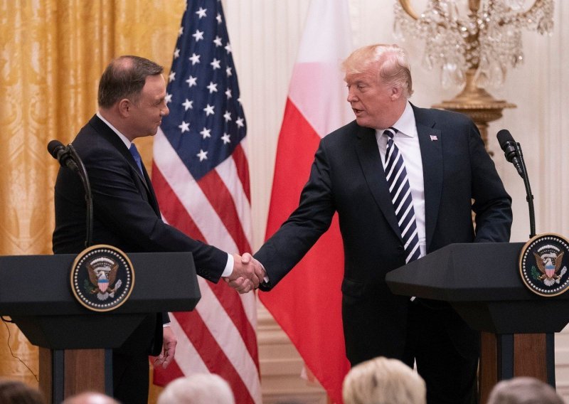 SAD i Poljska jačaju LNG suradnju, Trump razmišlja o slanju novih 2000 američkih vojnika u Poljsku