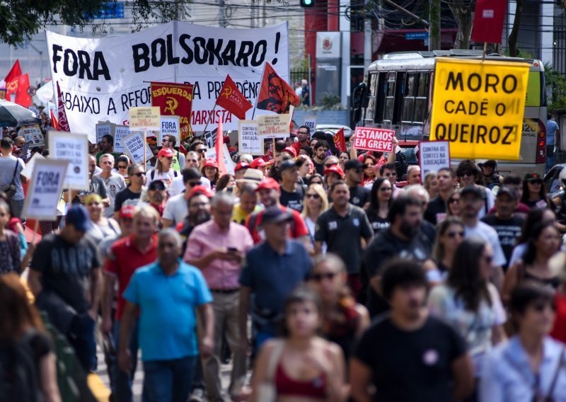Milijuni Brazilaca u štrajku, više neće moći u mirovinu s 50 ili 55 godina