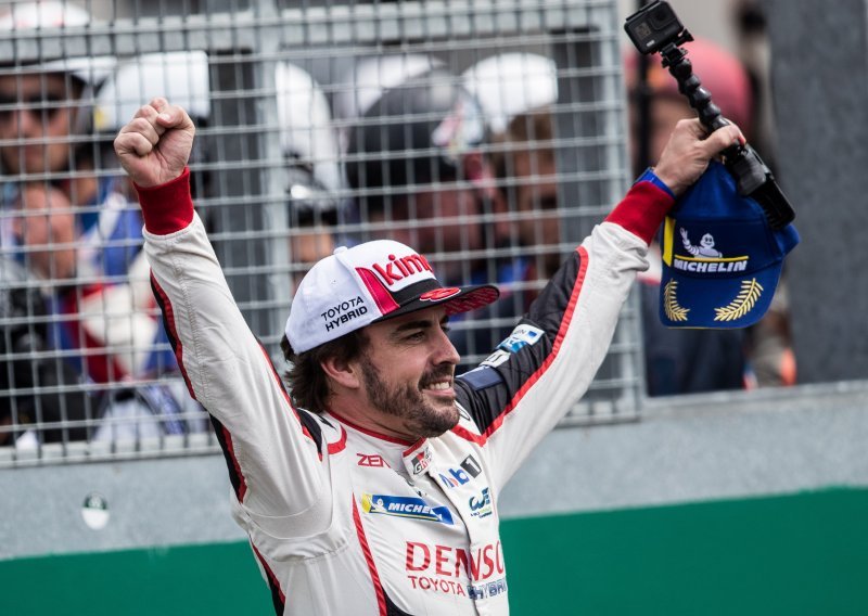 Fernando Alonso trijumfirao sa svojom ekipom na 24 sata Le Mansa
