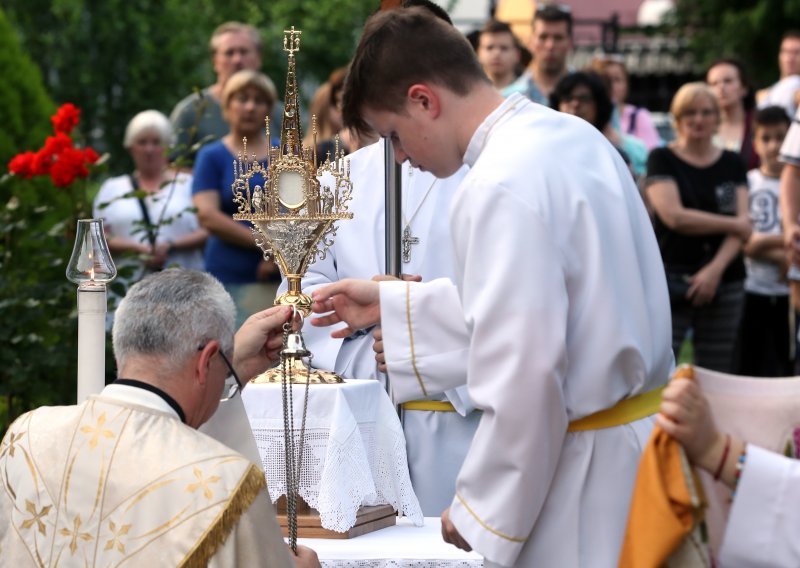 Tijelovo je za Katoličku crkvu jedan od značajnijih blagdana, no znate li zašto ga slavimo