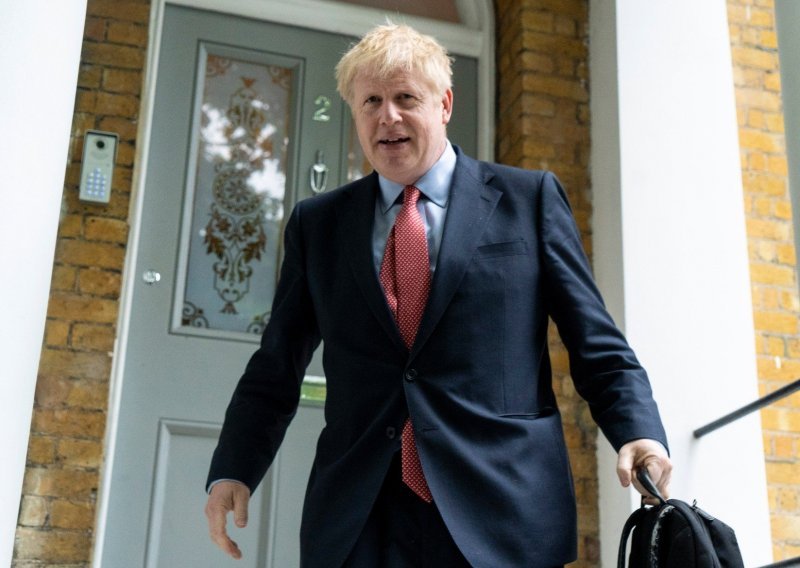 Boris Johnson prima velike donacije, na putu je da postane britanski premijer