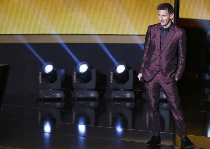 Messi ismijao suigrača: Tko nosi ovakve tenisice?