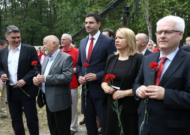 Završio skup u Brezovici: 'Naši su ovdje bili 1941. i 1991. Ne znam zašto predsjednica nije ovdje'