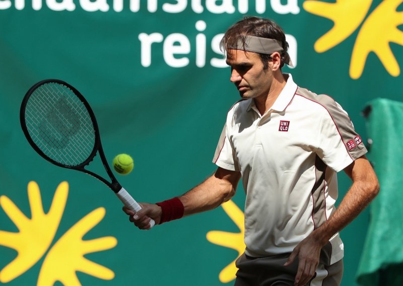 Federer na pragu titule koja će ga učiniti još većom teniskom legendom