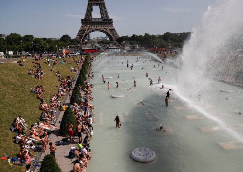 Temperatura u Francuskoj prešla 44 stupnja Celzijevih, dvoje mrtvih u Španjolskoj