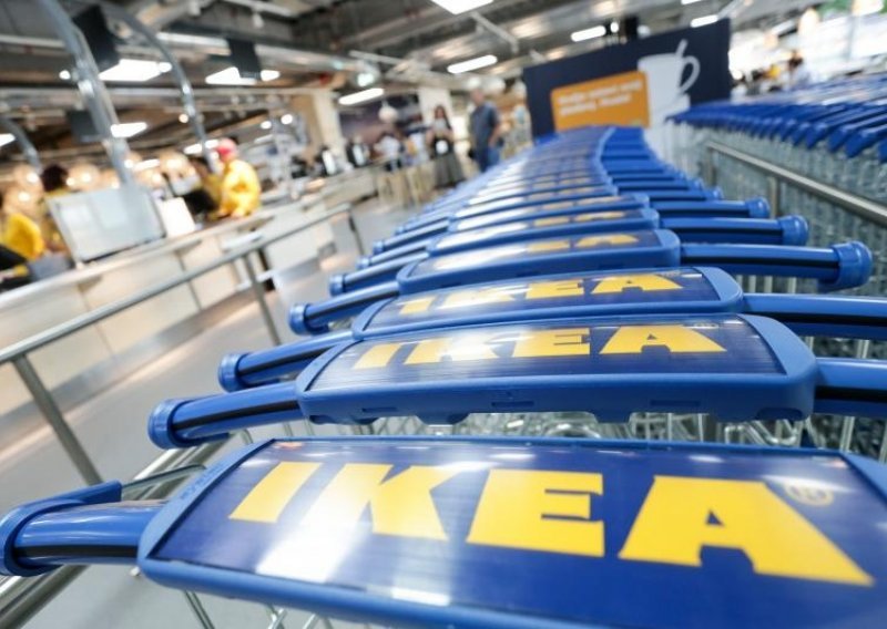Dvoje ljudi ubijeno nožem u IKEA-i u Švedskoj