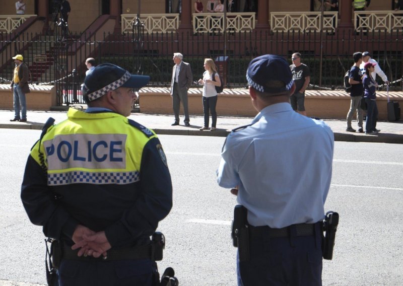 Australska protuteroristička policija spriječila napad na Sydney