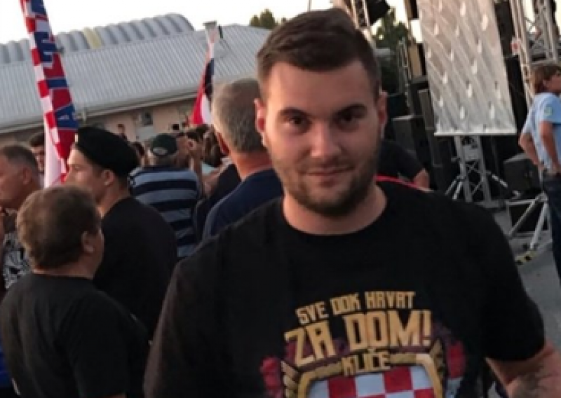 Nakon što je 'uhvaćen' u majici s natpisom 'Za dom' čelnik bjelovarskog Savjeta mladih podnio ostavku