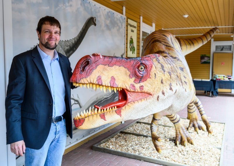 Njemački Dinopark otvorio izložbu zanimljivih dinosaura