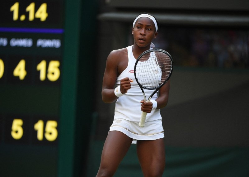 Strašna 15-godišnjakinja i dalje radi čuda u Wimbledonu: To mora da je buduća vladarica tenisa