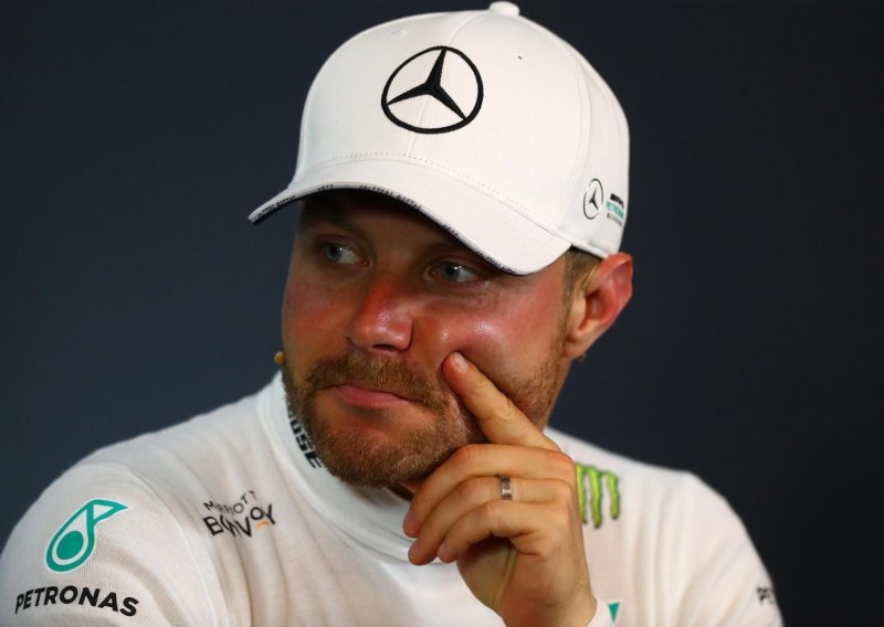 Mercedes samo čeka priliku da se riješi Bottasa: Hoće li ga Hamilton spasiti?