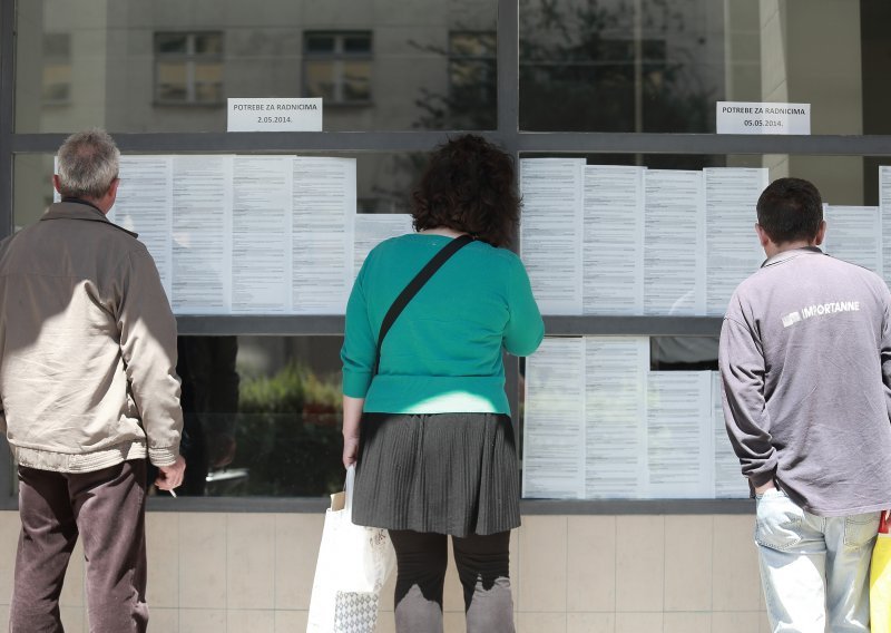 Do posla najteže dolaze žene s diplomom