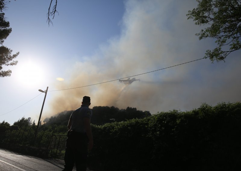 Policija potvrdila: Veliki požar na Marjanu je podmetnut