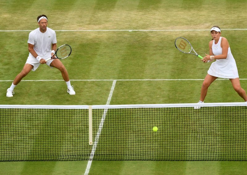 Meč koji bi u Wimbledonu prošao neopaženo da ona to nije napravila svome partneru