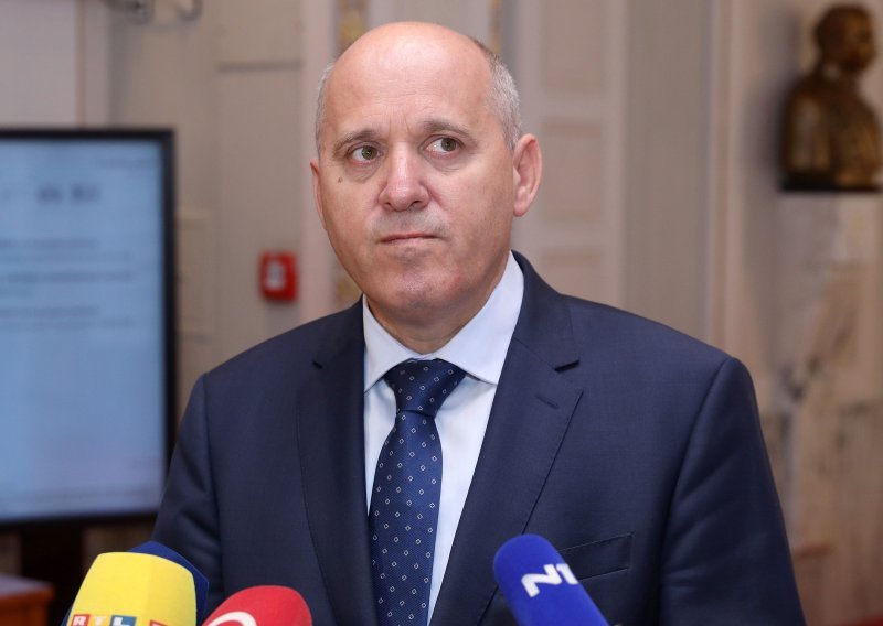HDZ podržao Malenicu za novog ministra uprave, veća rekonstrukcija Vlade do kraja mjeseca