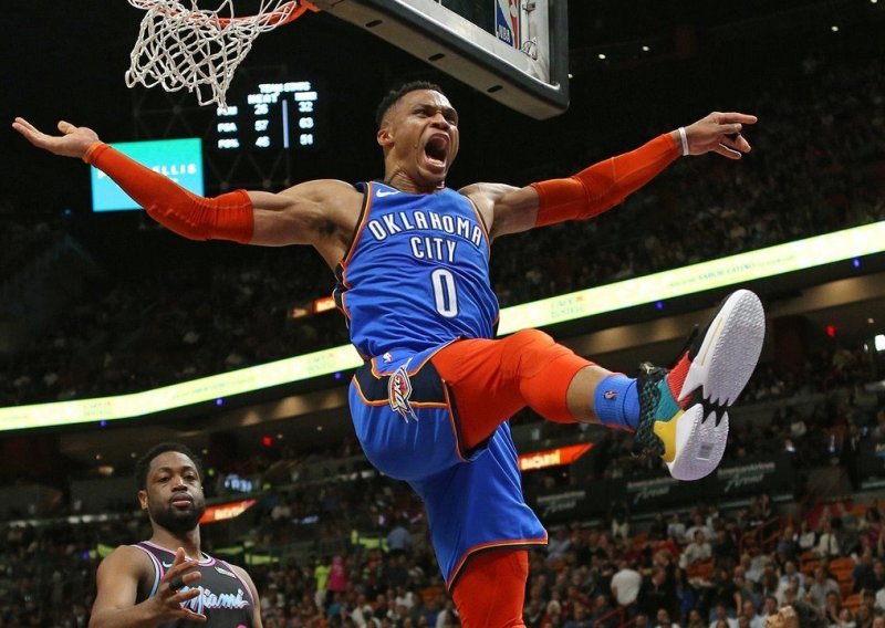 Nova senzacionalna zamjena NBA zvijezda; Westbrook seli u Houston svom bivšem suigraču Hardenu