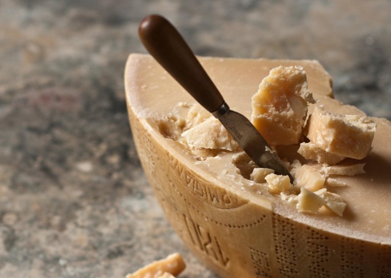 Znate li razliku između sireva Parmigiano-Reggiano, Grana Padano i Pecorino?