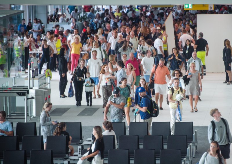 Split izbjegao srpanjsku rupu i pohvalio se spektakularnim rezultatom, a aerodrom je oborio povijesni rekord