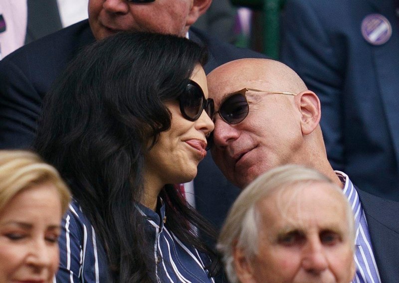 Ostao je bez 38 milijardi dolara, no nije izgubio vjeru u ljubav: Jeff Bezos spreman je na novi brak, ali ne i na predbračni ugovor
