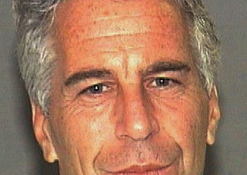 Žene koje optužuju Epsteina tražile od suca da ga zadrži u zatvoru