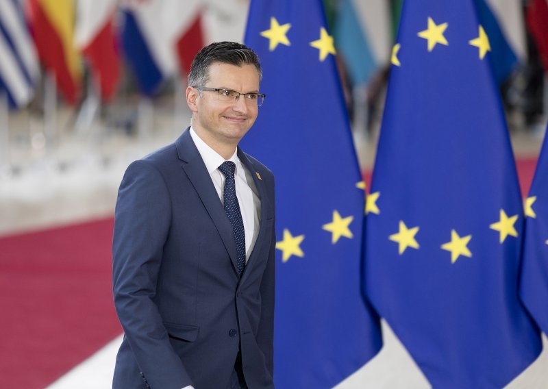 Vladu slovenskog premijera Šareca podržava 57 posto birača
