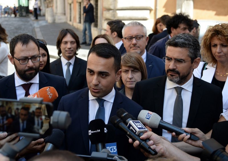 Di Maio traži susret sa Salvinijem u pokušaju zaustavljanja krize