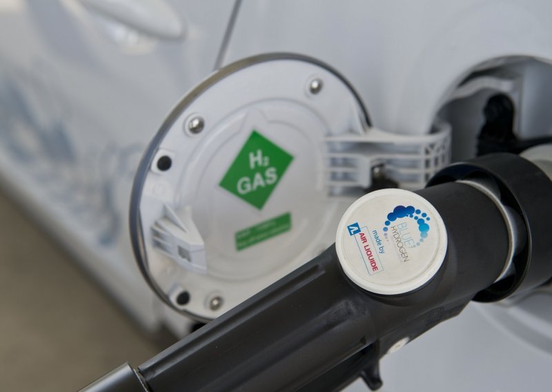 Vozila na vodikove gorive ćelije prihvatljivija su za klimu od električnih automobila na baterije!