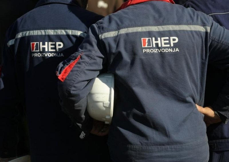 U Baškoj Vodi napadnut radnik HEP-a koji je - ukapčao struju