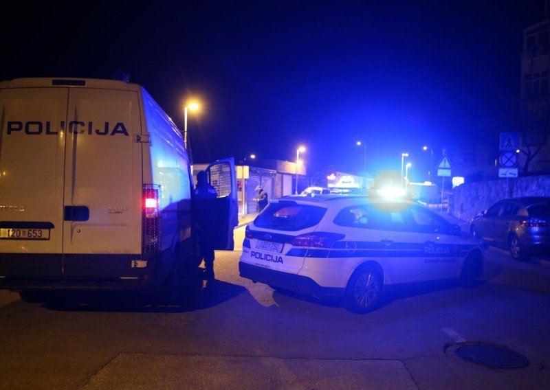 Napadač nožem ozlijedio četiri muškarca u Splitu, policija ga uhvatila nakon upotrebe 'sredstava prisile'