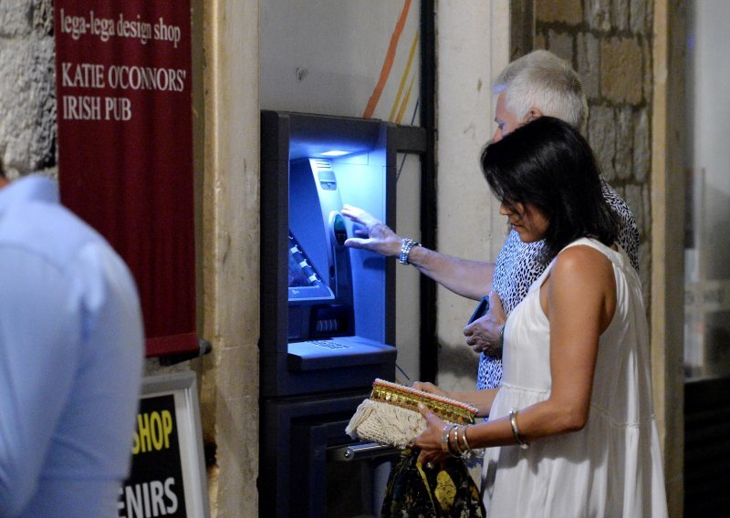 Euronet promjenio vanjski izgled bankomata u Dubrovniku