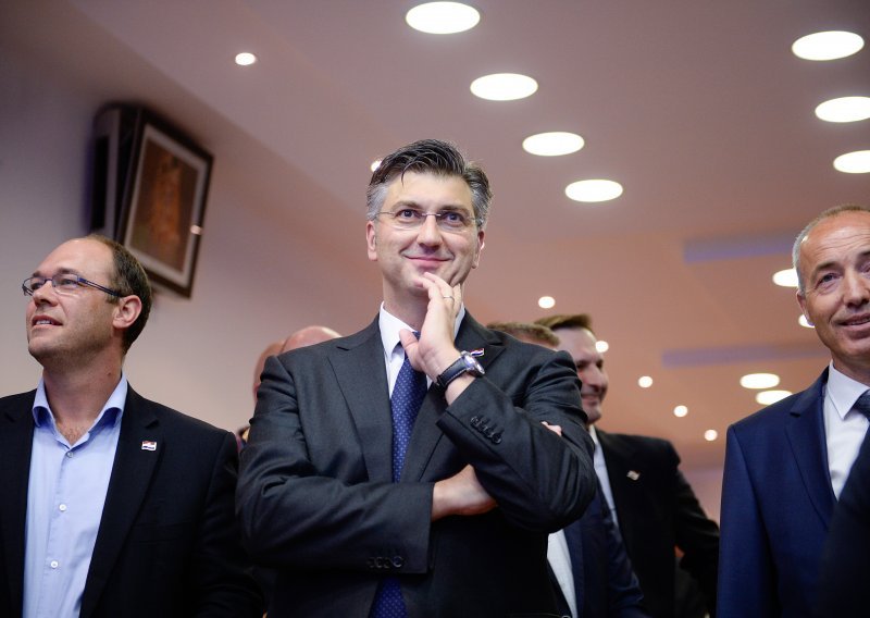 Plenković dobio pet i pol tisuća glasova više nego Karamarko