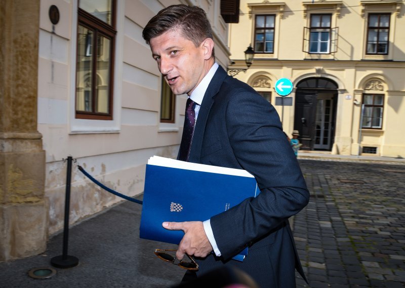 Marić za iduću godinu planira proračunski manjak od 2,7 milijardi kuna, uzda se u snažan rast BDP-a