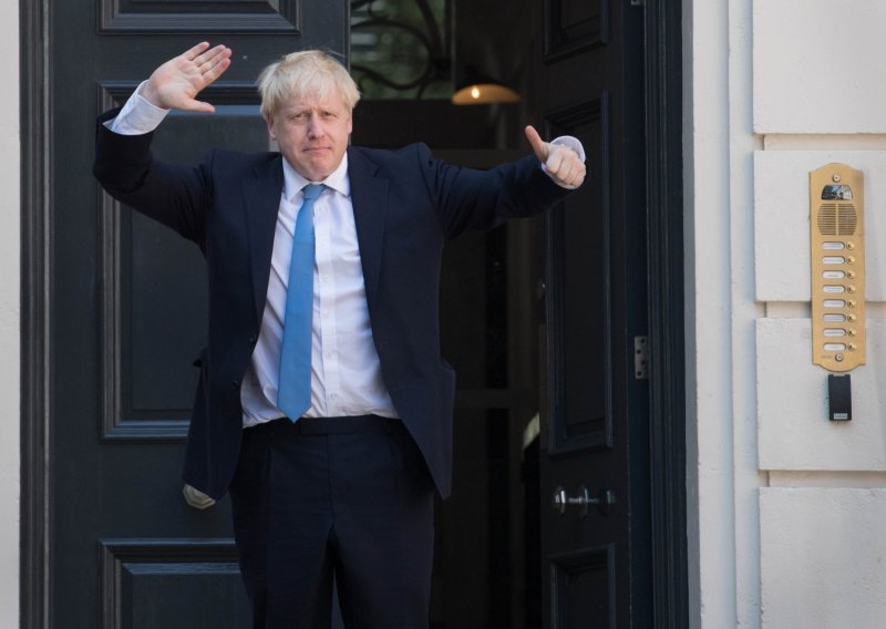 Johnson nastavlja s imenovanjima: u Downing Street možda useli pas