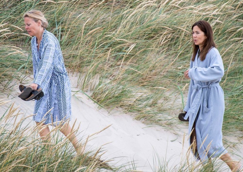 Nesvakidašnji prizor: Danska princeza Mary razodjenula se u kupaći kostim