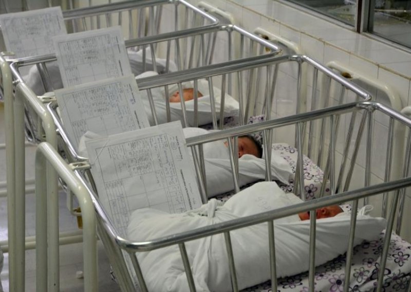 Vlada će dati tisuću eura za bebe, ali neće biti novca za sve