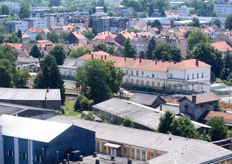 Srbi optuženi za raketiranje Siska