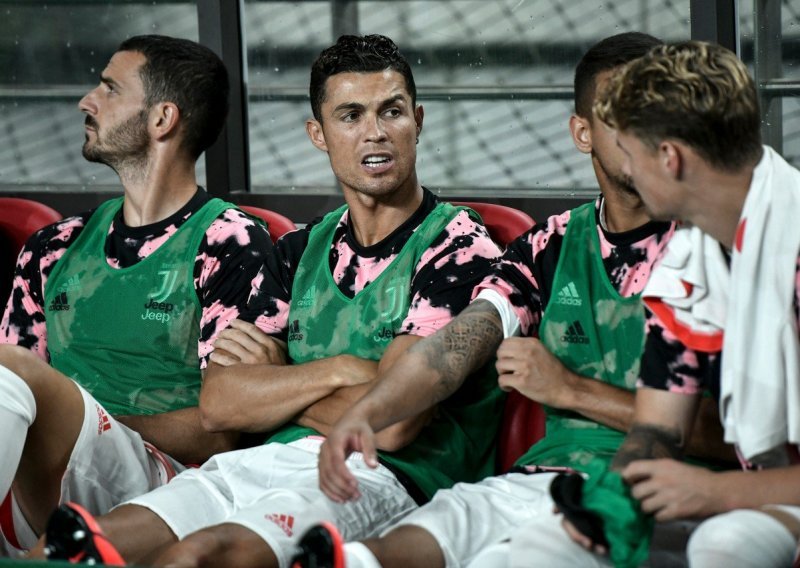 Cristiano Ronaldo u središtu skandala; Juventus je prekršio dogovor, a više 60.000 navijača bacilo je novac 'u vjetar'
